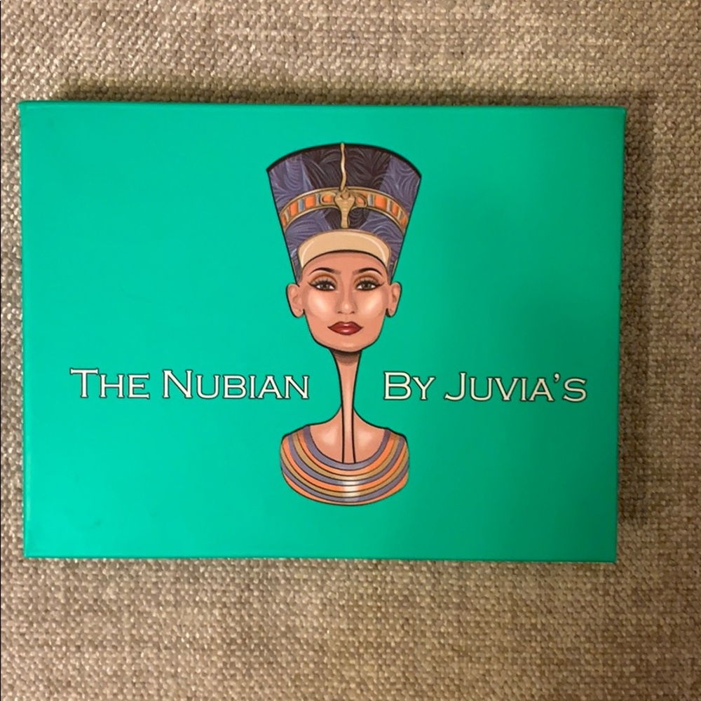 Juvia's Place The Nubian eyeshadow palette